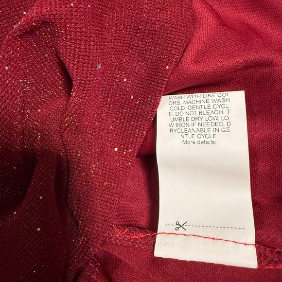 Women’s V-Neck Cinched Waist A-line Dress - Picture 9 of 9